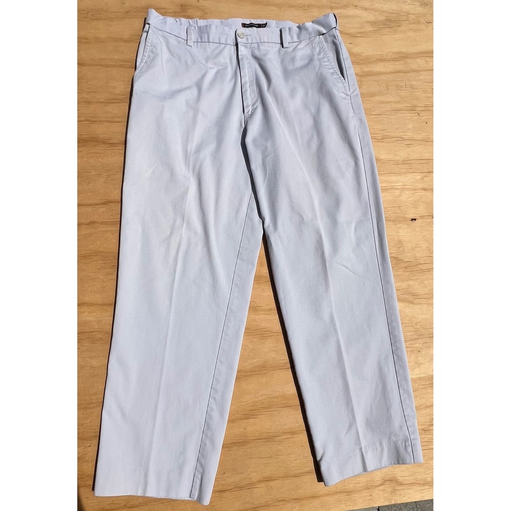 Dockers D3 Classic Fit Mens Light Grey Chino Pants 36x34 Flat Front Cotton Blend